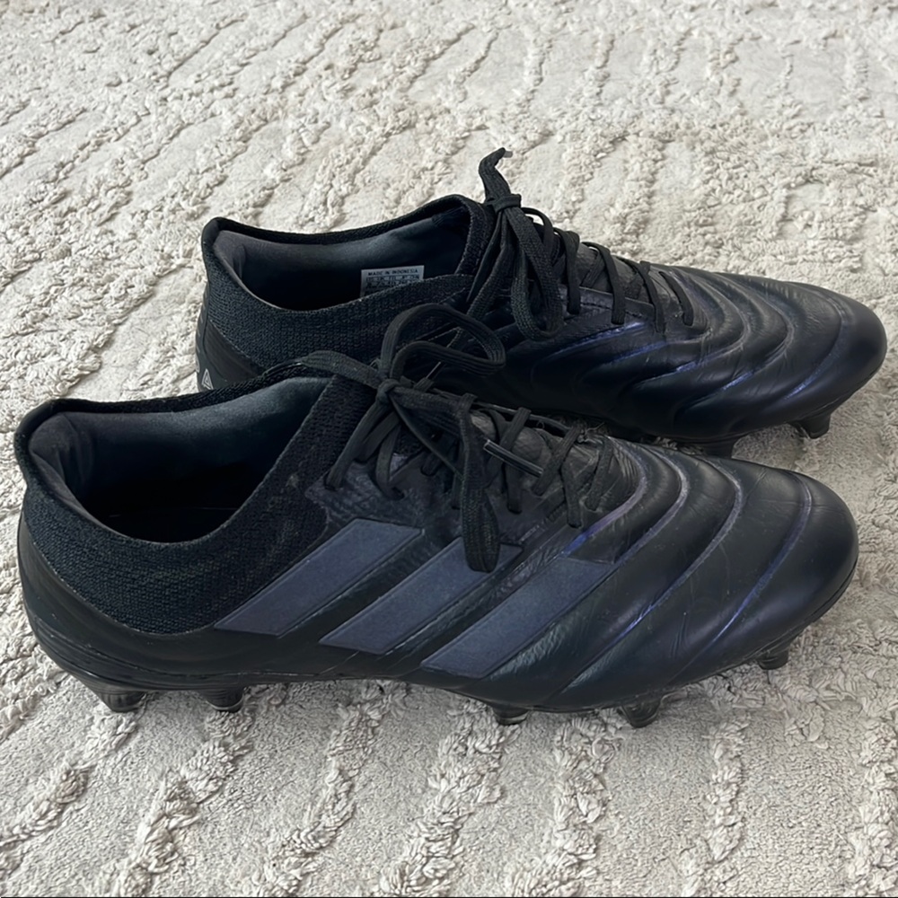 Adidas Men's Black Copa 19.1 Soccer Cleats